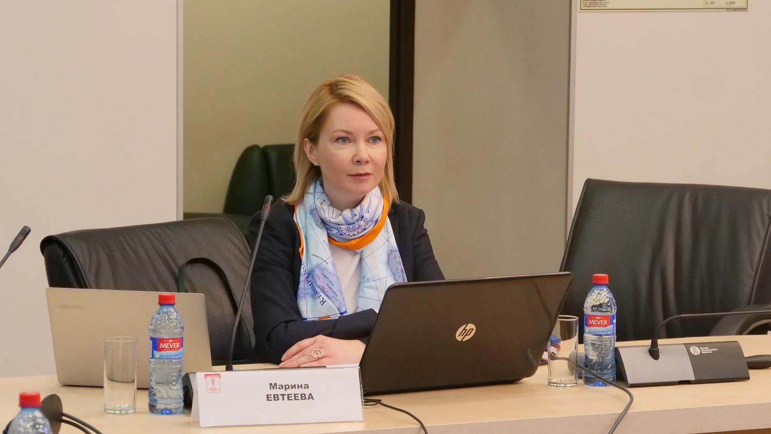 Участники круглого стола узнали об особенностях смарт-контрактов