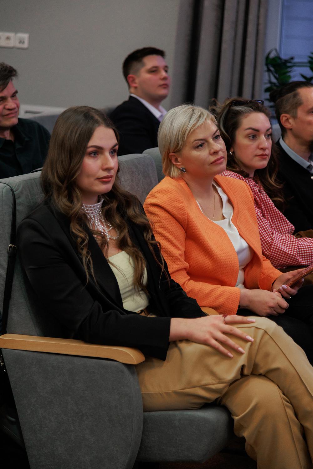 Человеку нужен человек: бизнес-гостиная МТПП создаёт круг надёжных деловых контактов