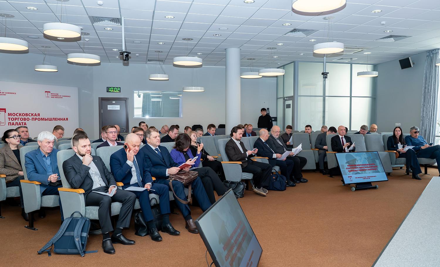 В центре внимания – развитие судостроения