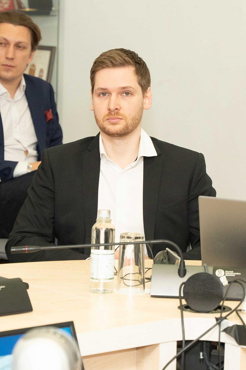 Эксперты анализируют возможности масштабирования бизнеса через комьюнити