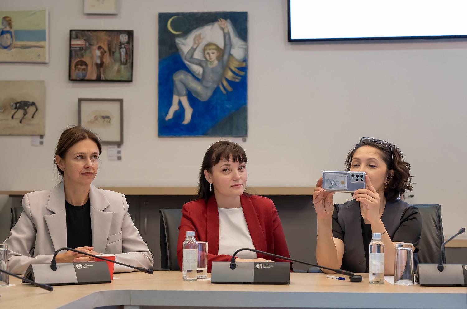 Коммуникации без домыслов — как медиация помогает слышать и понимать