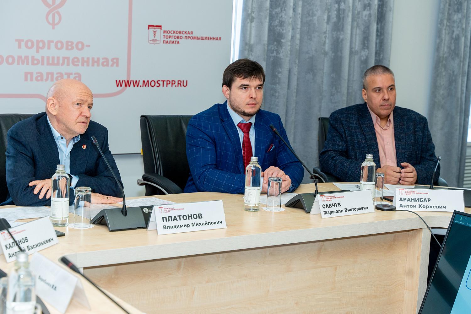 Молодежный комитет ищет дополнительные пути обеспечения безопасности многоквартирных домов