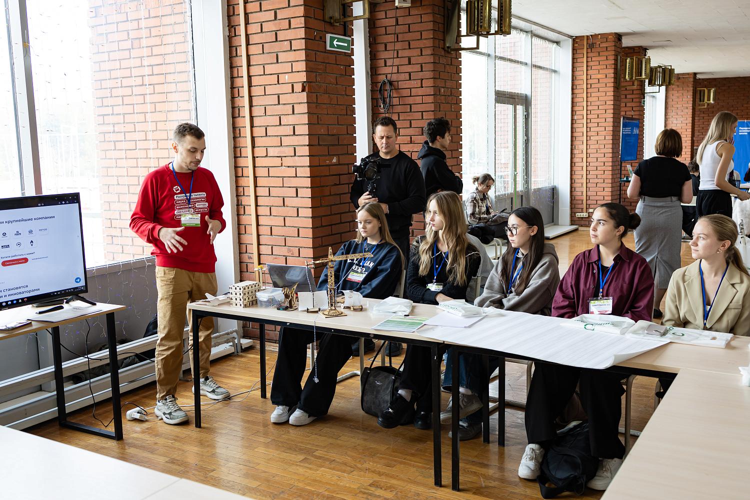 Юные зеленоградцы примерили на себя роли предпринимателей