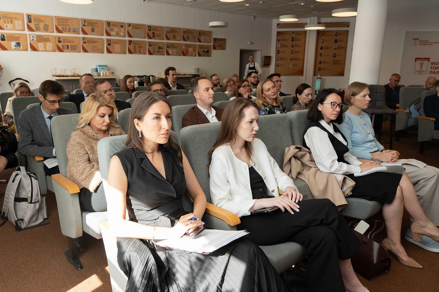 Эксперты обсудили санкции и контрсанкции как рамочные условия ведения бизнеса в Германии и России