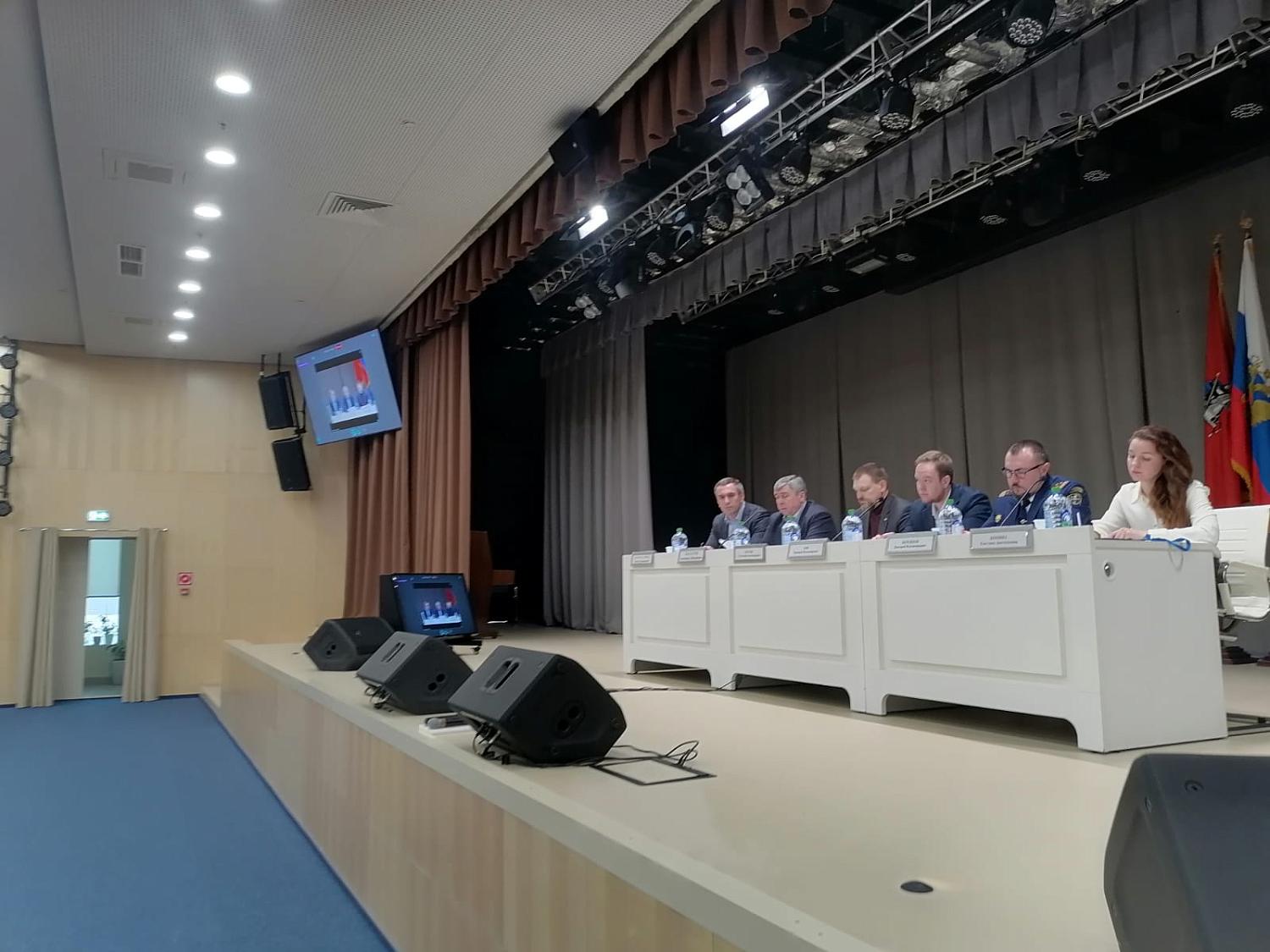 На заседании Делового совета ТиНАО предприниматели обсудили с представителями властей земельно-имущественные проблемы