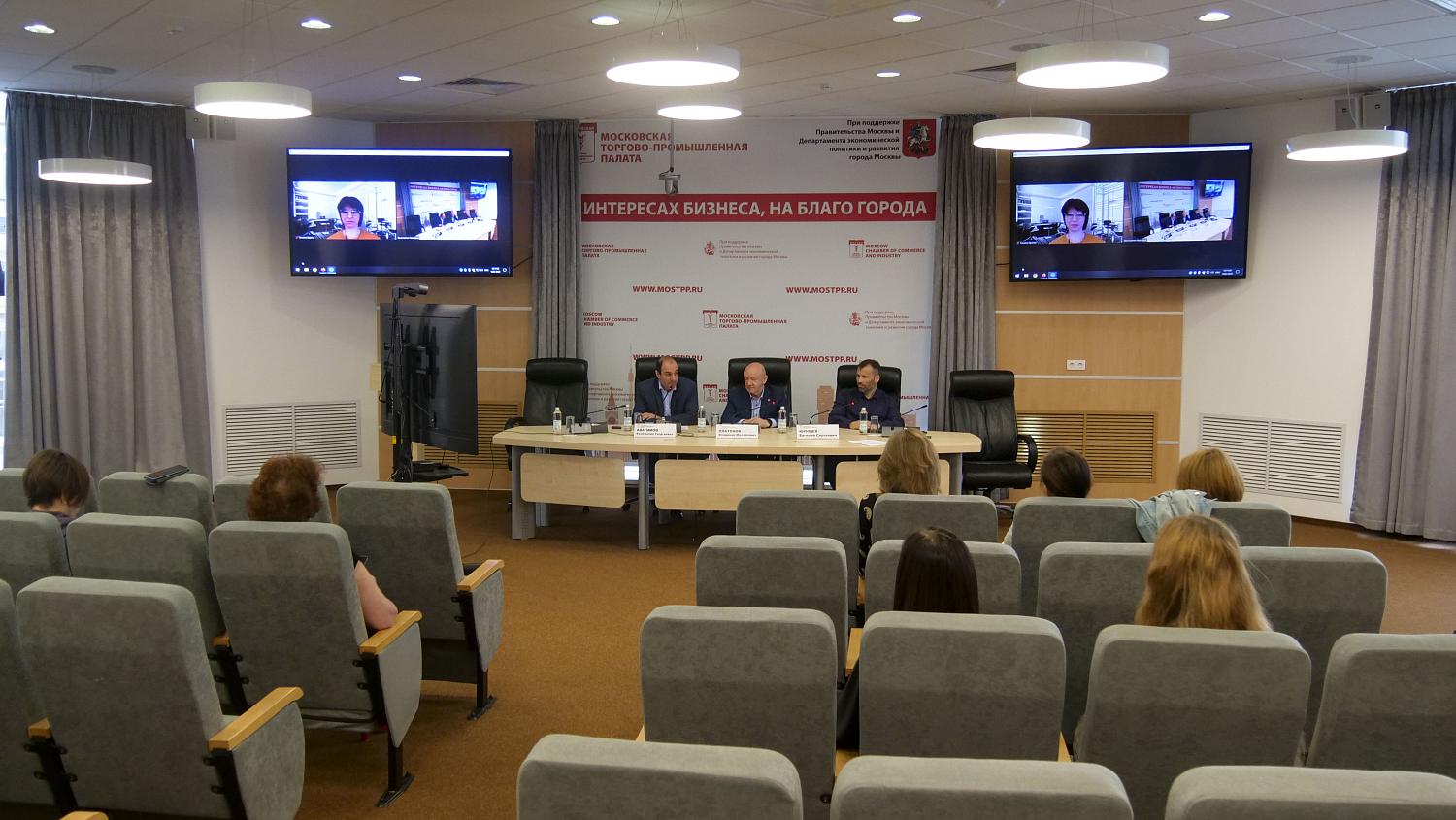 Бизнес-экспедиция Гильдии креативных индустрий при МТПП стартовала на Эльбрус