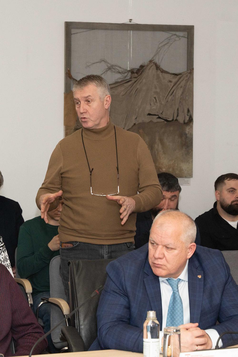 Специалисты обсудили проблемы, связанные с организаций безопасных и комфортных условий проживания в многоквартирных домах
