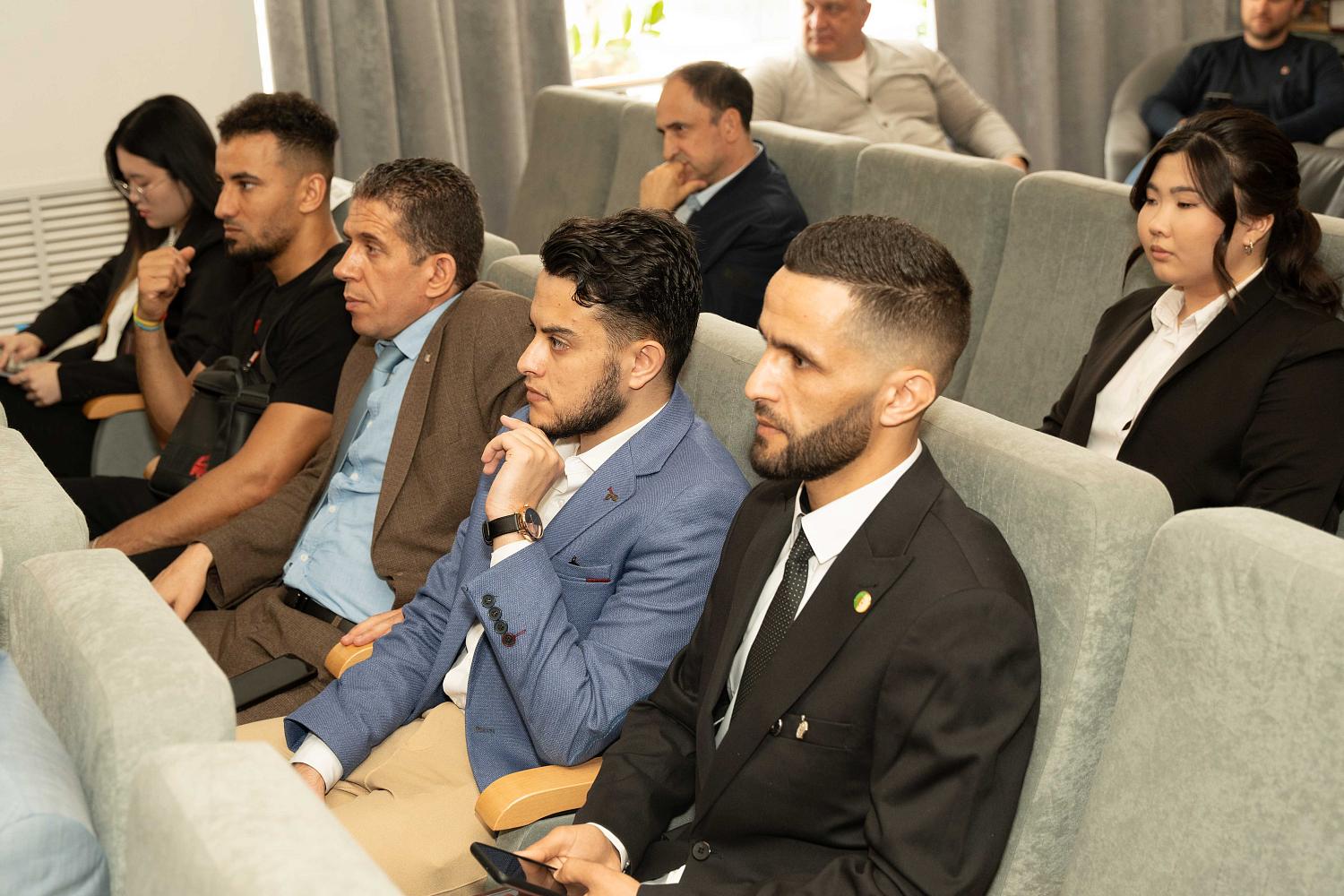 Финалист Школы предпринимательства для иностранных студентов готов пройти стажировку в логистической компании 