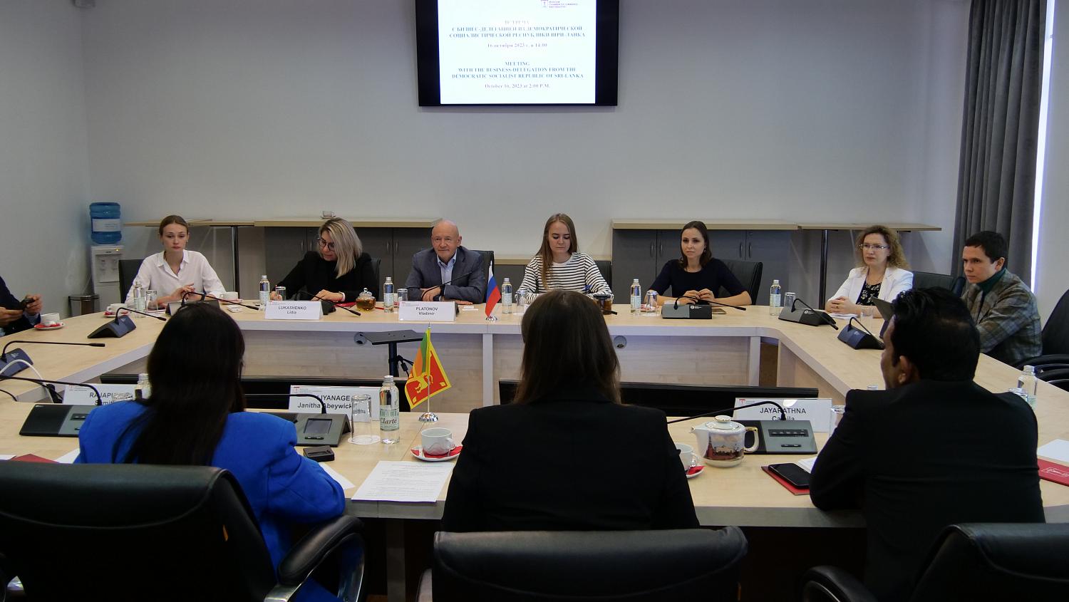 Московские предприниматели готовы оказать содействие в выводе на российский рынок аюрведической продукции из Шри-Ланки