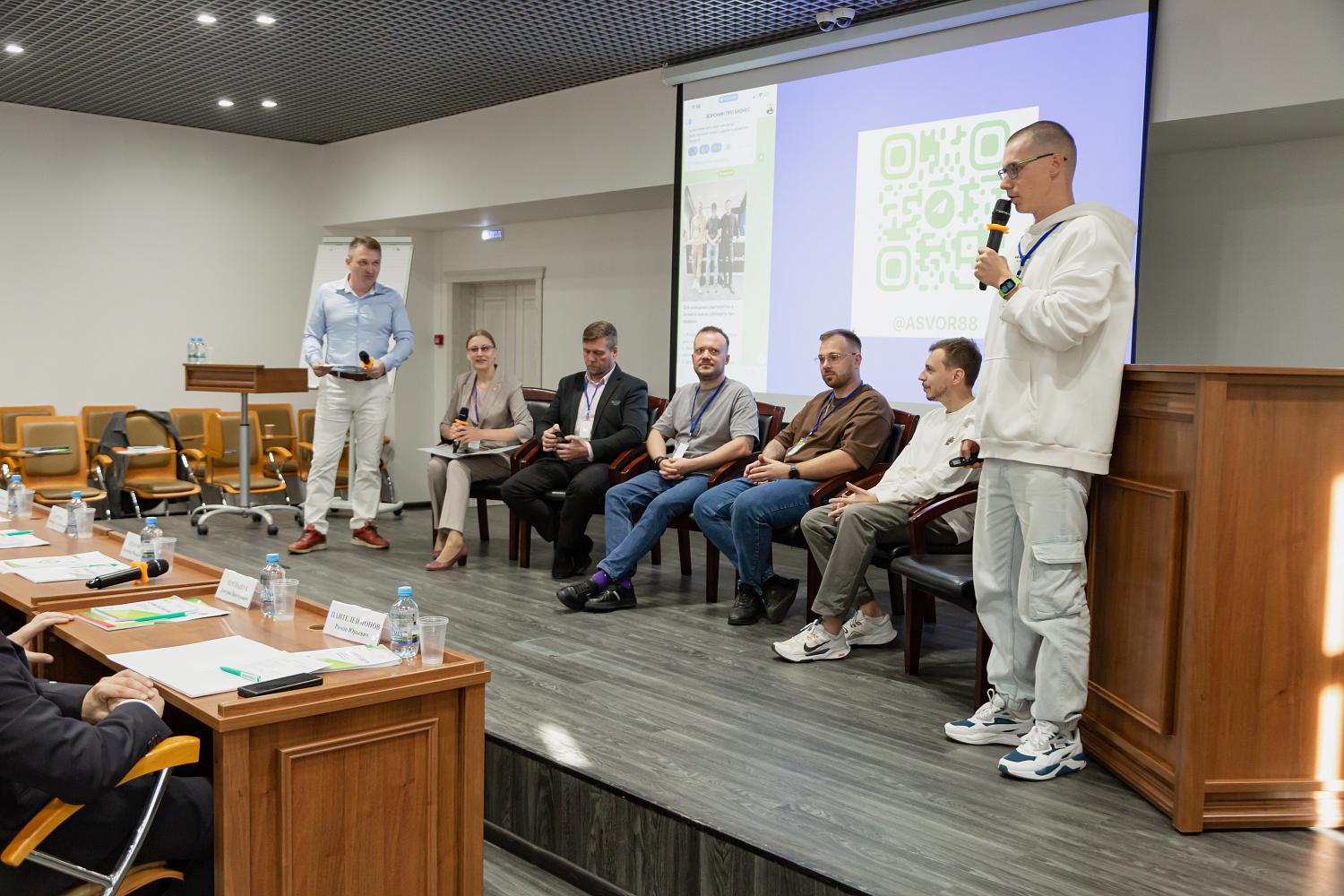 Зеленоградский симпозиум собрал юных, отважных и креативных