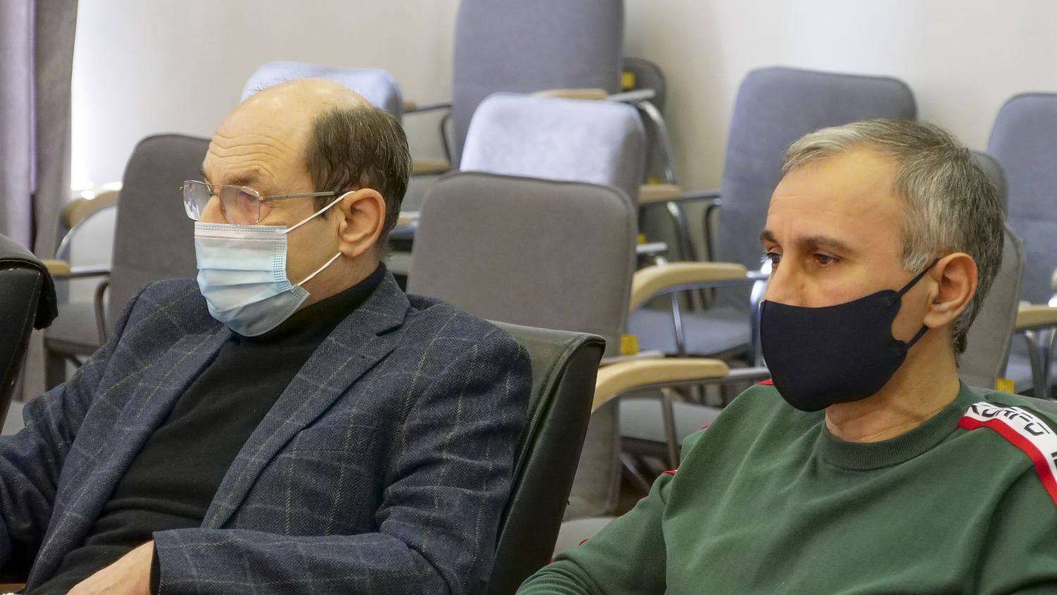Оформление прав на товарный знак и фирменный стиль компании помогает противостоять недобросовестным конкурентам