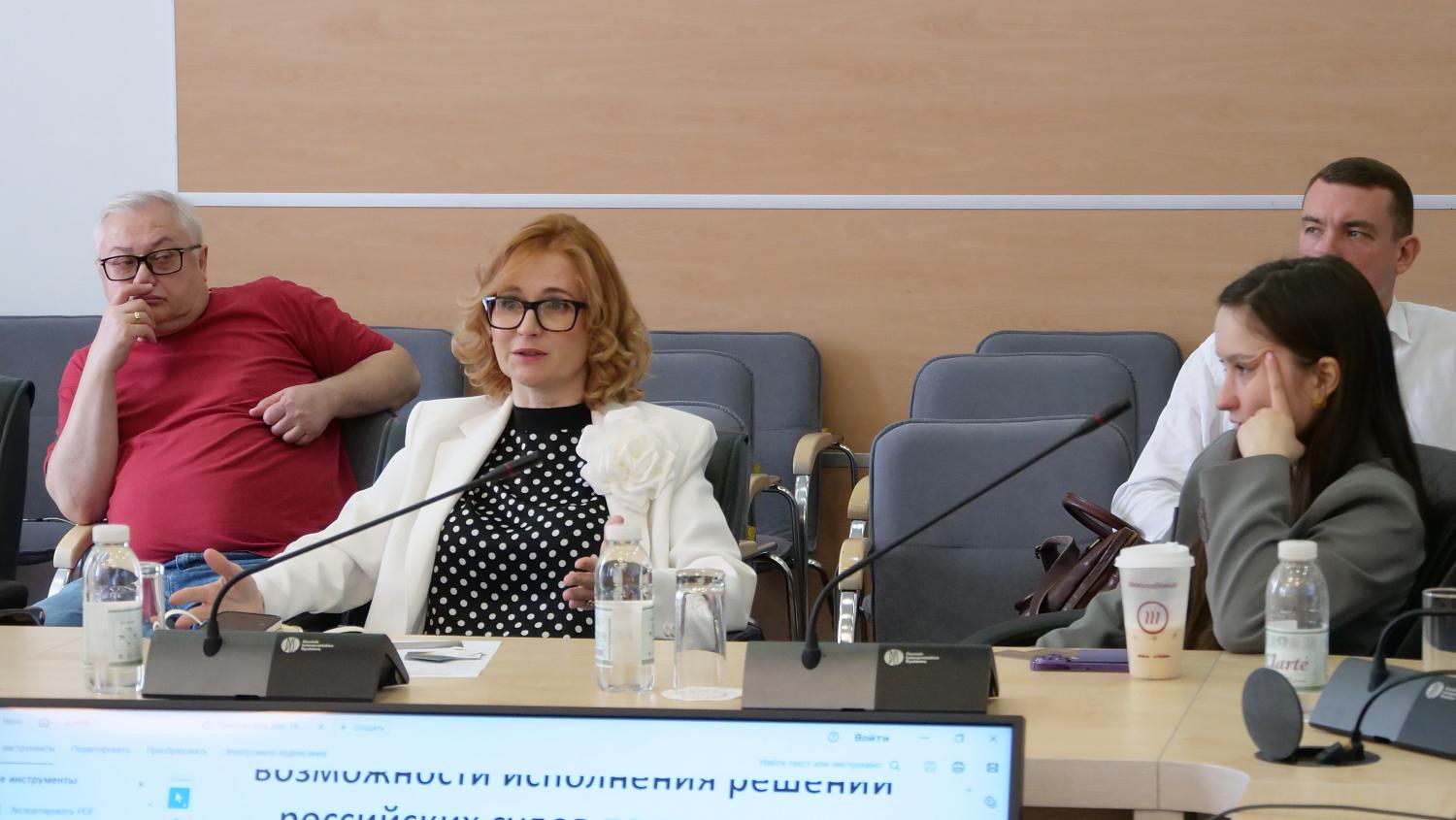 Эксперты обсудили долговую безопасность в ОАЭ