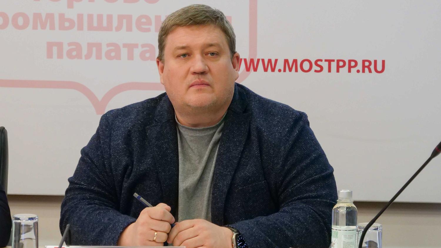 Обсуждены проблемы таксомоторной отрасли 