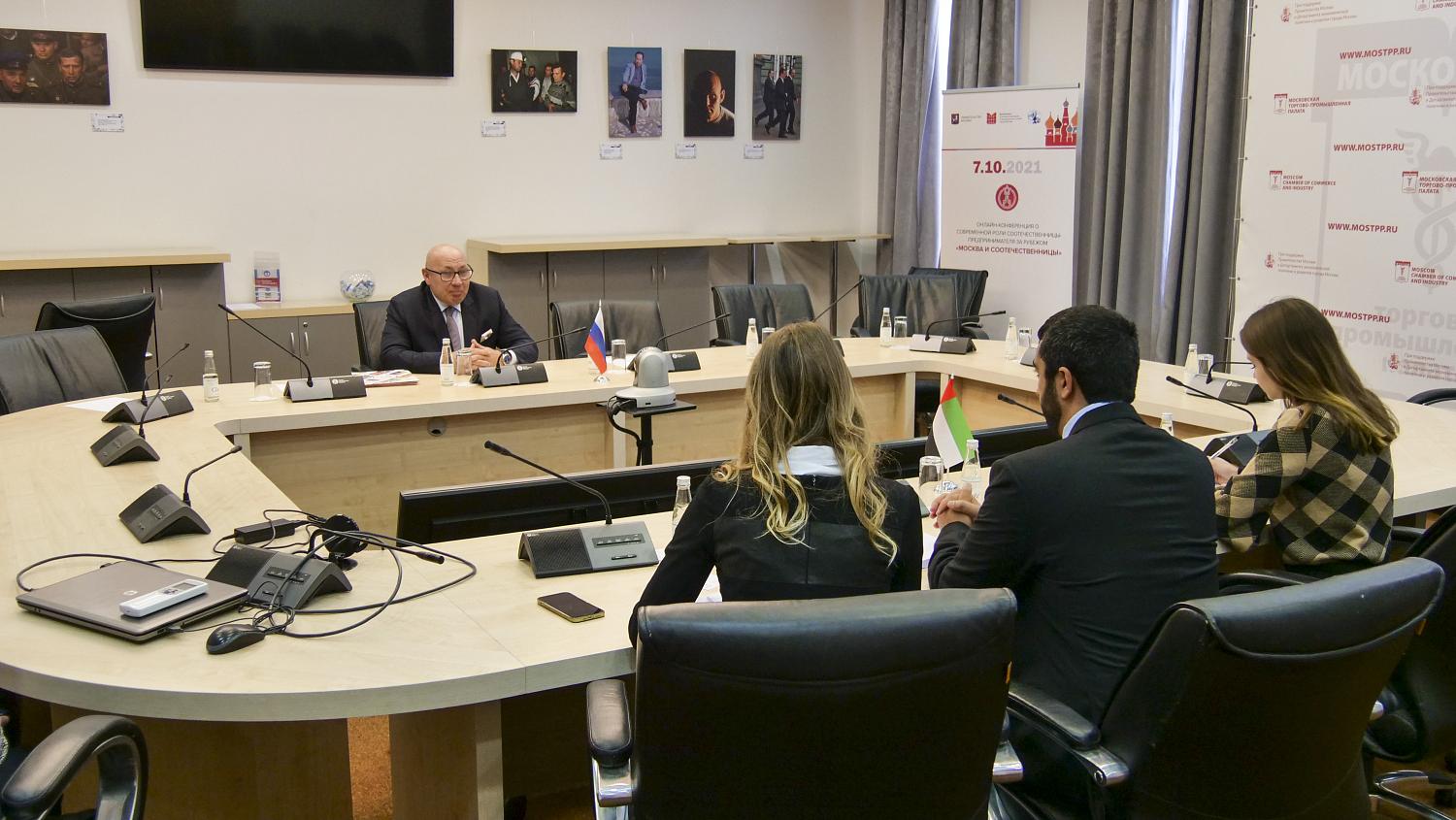 Эмират Абу-Даби готов принять российские компании  