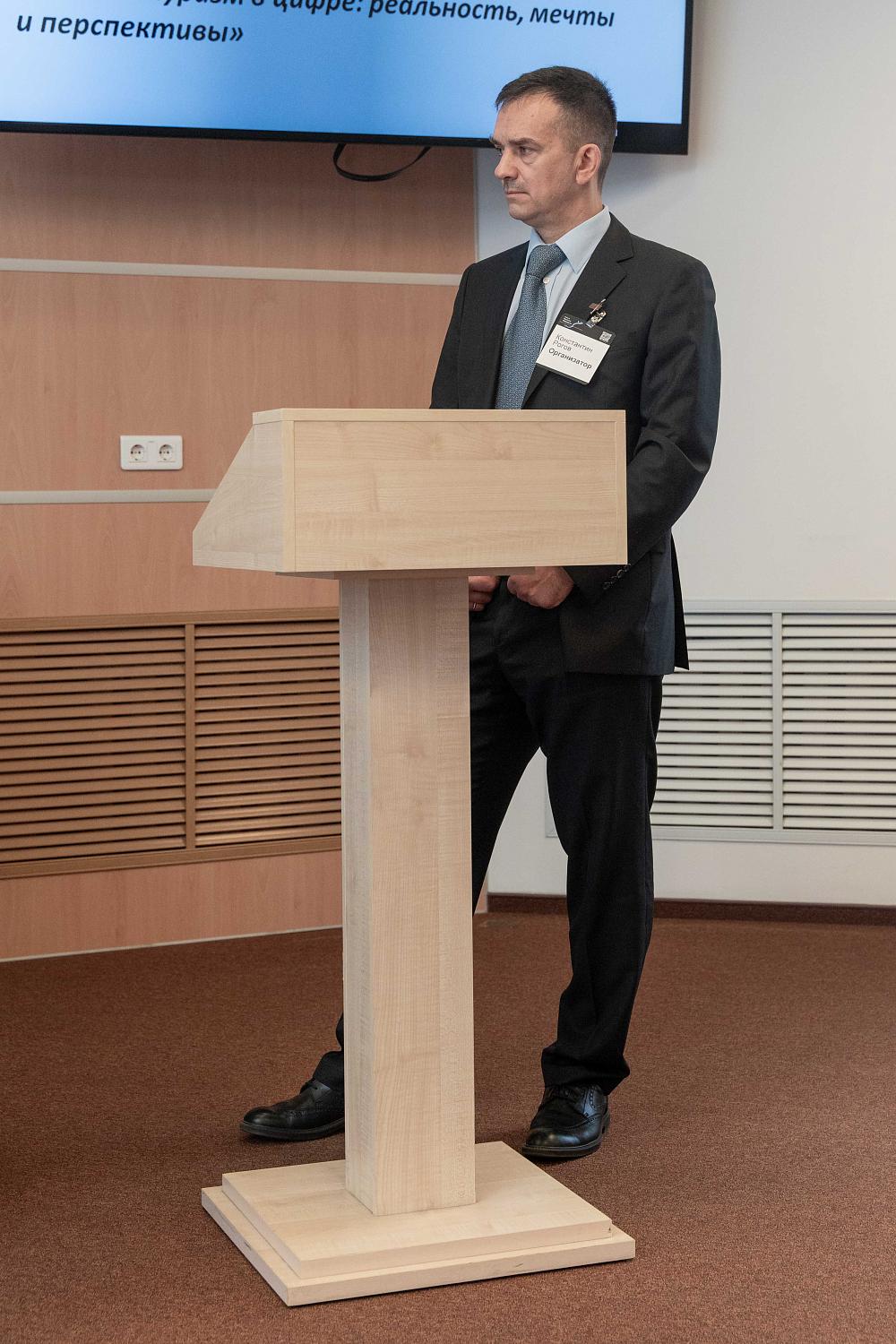 В центре внимания бизнесменов, чиновников и ученых – речные круизы