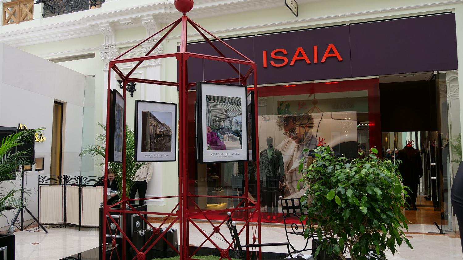В Петровском Пассаже открылась выставка итальянского дизайна