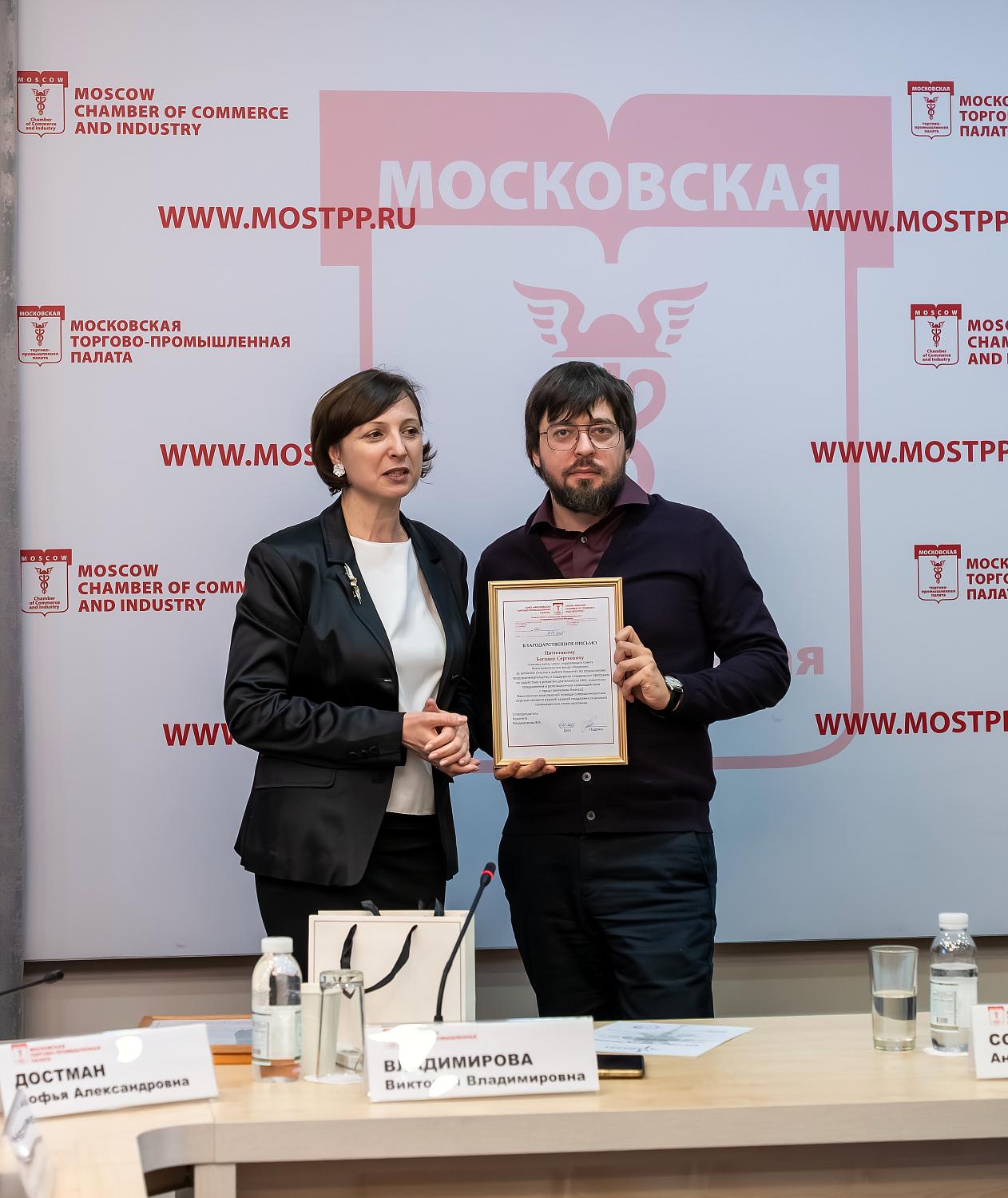 От детского дома к самостоятельной жизни: бизнес и НКО о поддержке взрослых сирот