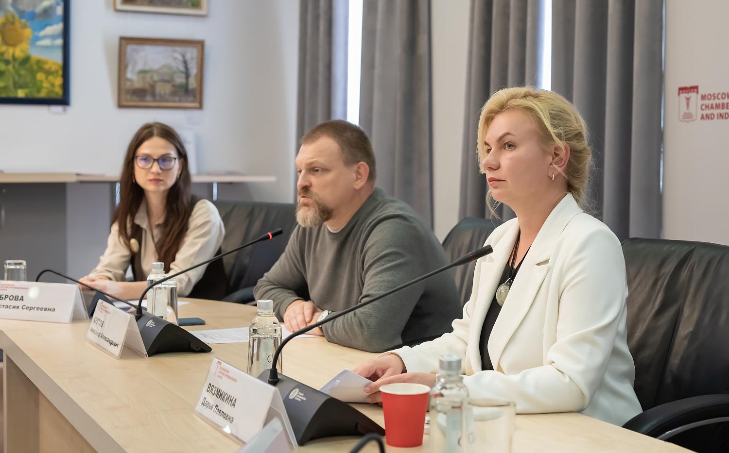 Финансы без стресса: как пожилым управлять деньгами уверенно и спокойно