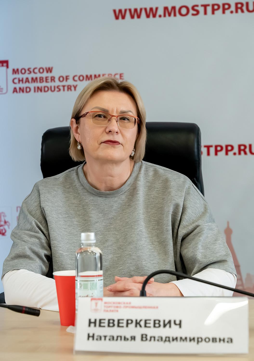 «Территория денег» и «Самосаботаж»: как игровые сценарии формируют лидеров