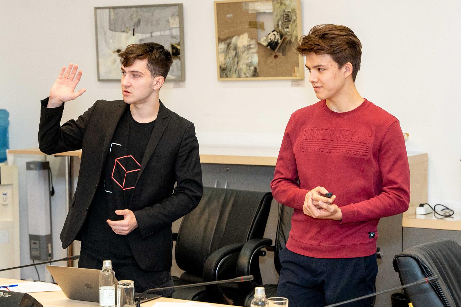 Призеры Кейс-чемпионата по экономике и предпринимательству представили свои проекты на площадке МТПП