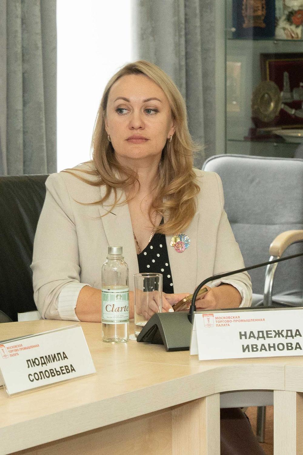 Специалисты обсуждают направления развития дополнительного образования в социальной сфере
