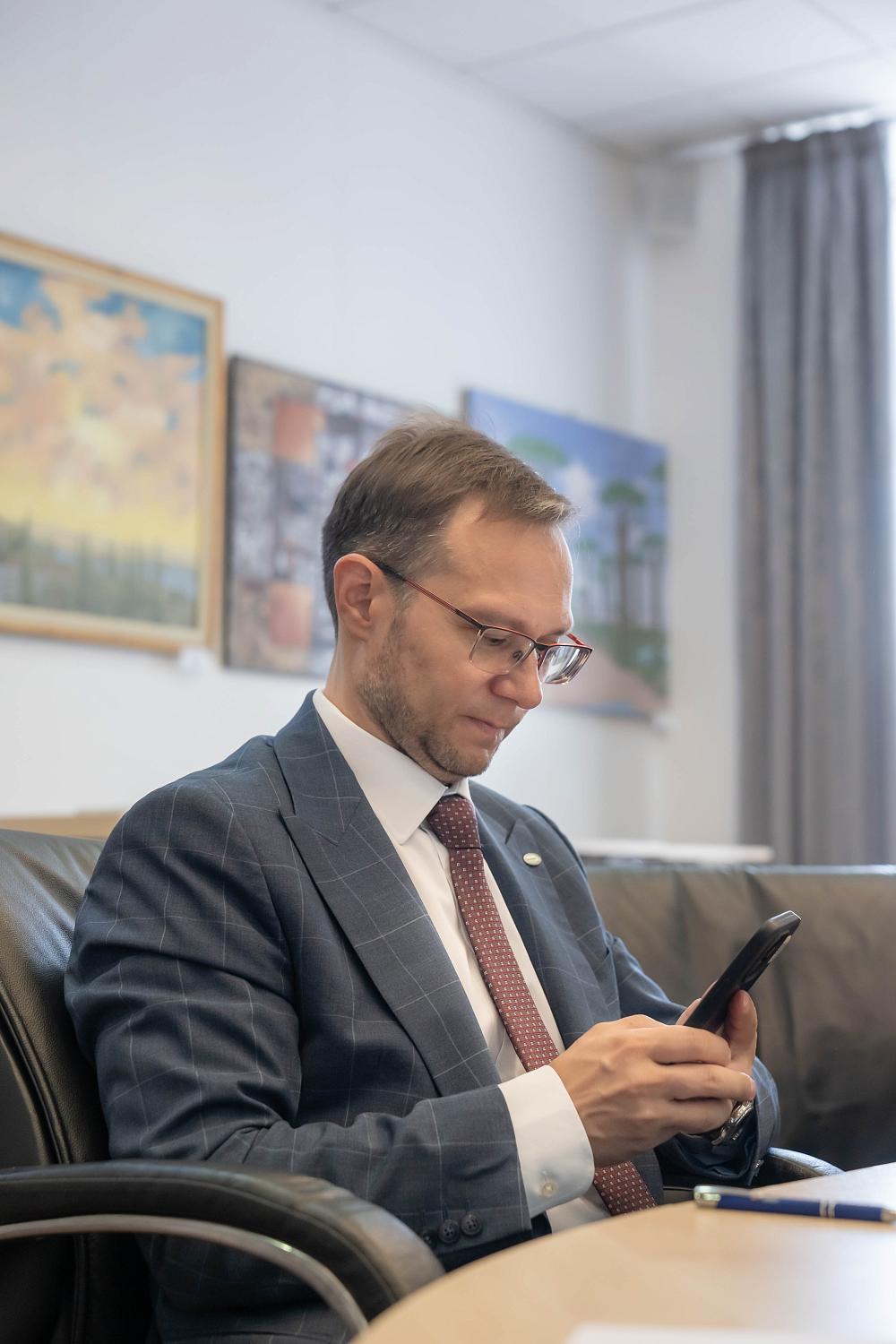 Эксперты медицинской индустрии рассмотрели вопросы внедрения системы «Честный знак» в косметологическом сегменте