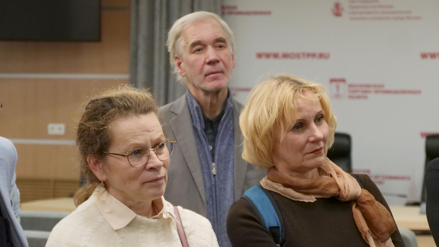 В МТПП состоялась церемония открытия выставок «рисующих музыкантов и играющих художников»