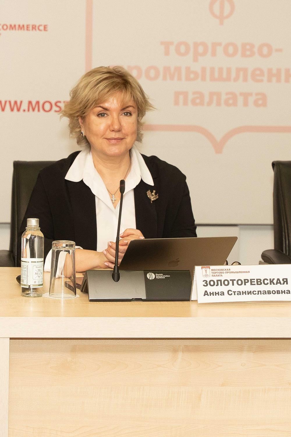 Маркировка рекламы в интернете по-прежнему вызывает много вопросов у предпринимателей и блогеров