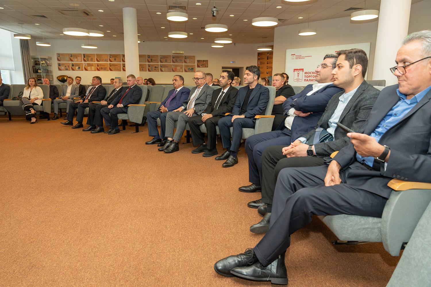 Дружеский нетворкинг накануне большого Форума