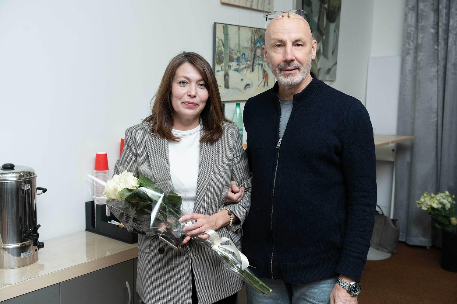 Хоровод миров в картинах Елены Епифановой