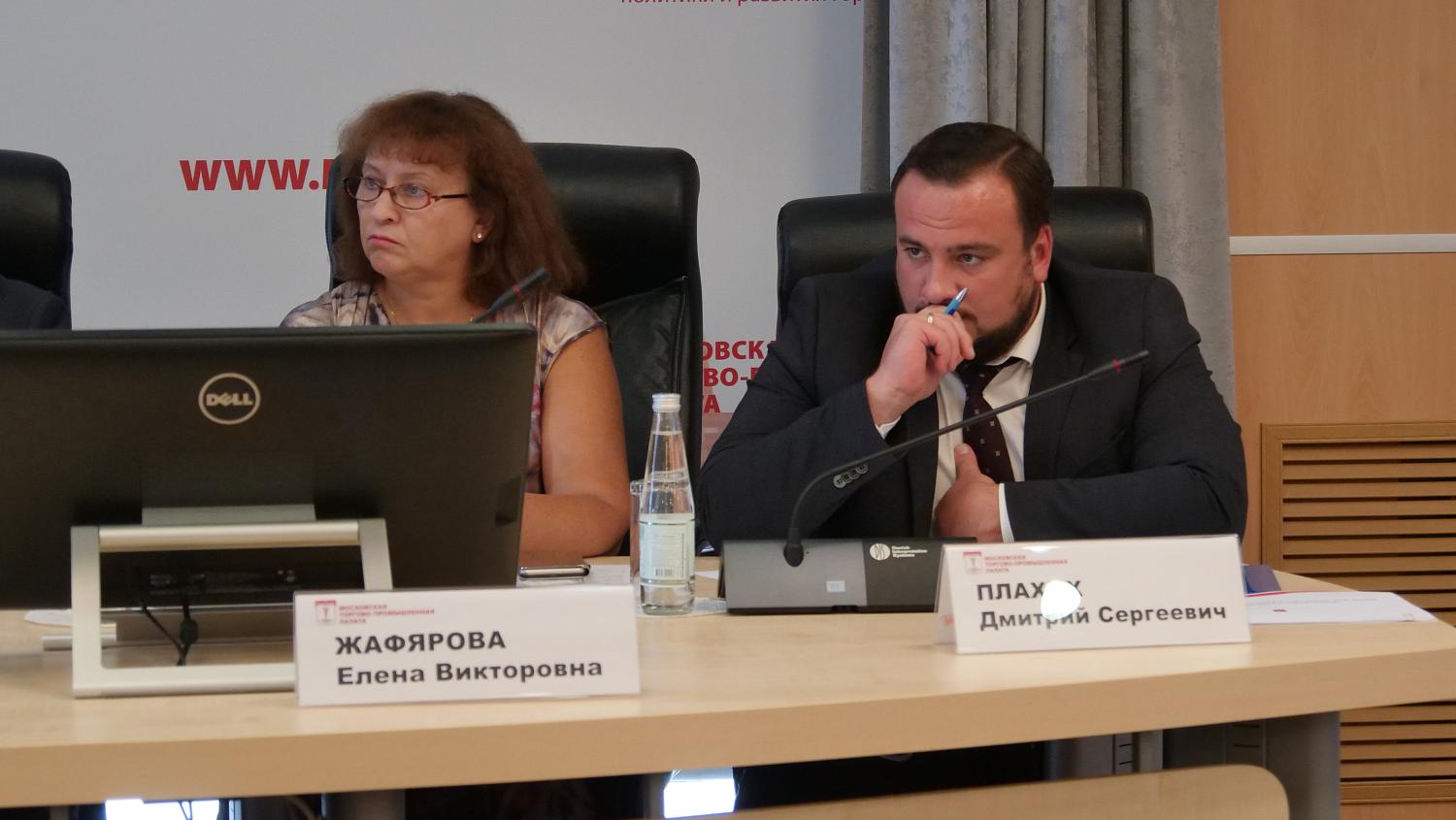 Предпринимателям посоветовали подготовиться к череде праздничных событий