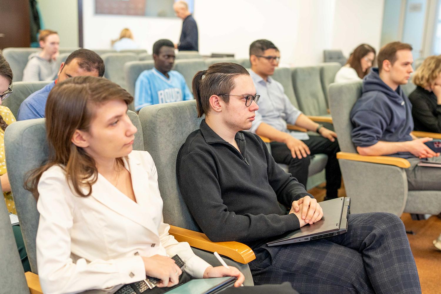 «Мы продаём не продукт, мы продаем эмоции»