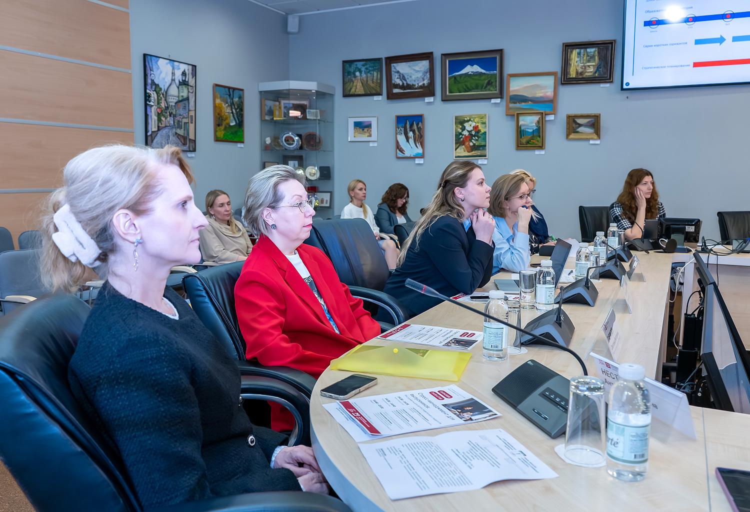 Эксперты обсудили проблему стресса – одну из самых актуальных тем в мировой психологической науке