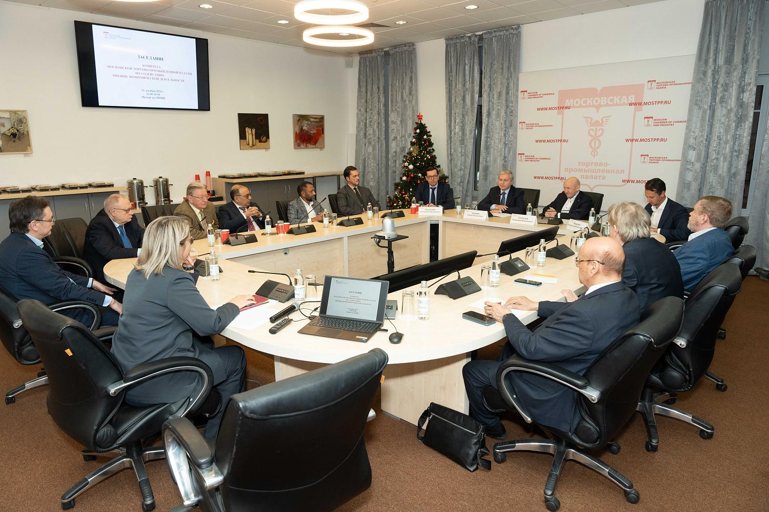 Эксперты по внешнеэкономической деятельности обменялись опытом и поделились проблемами