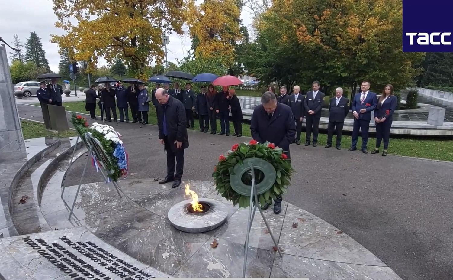 Председатель Комиссии почтил память погибших в годы Первой и Второй мировых войн