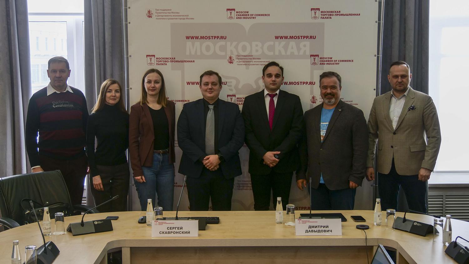 Отечественным IT-компаниям рассказали о правах, льготах и обязанностях
