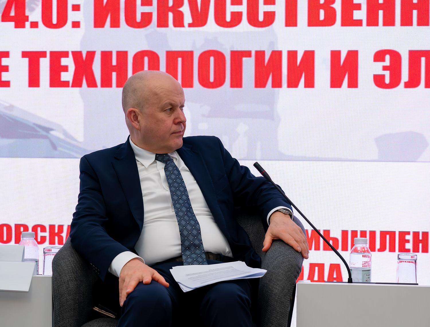 В центре внимания – развитие судостроения