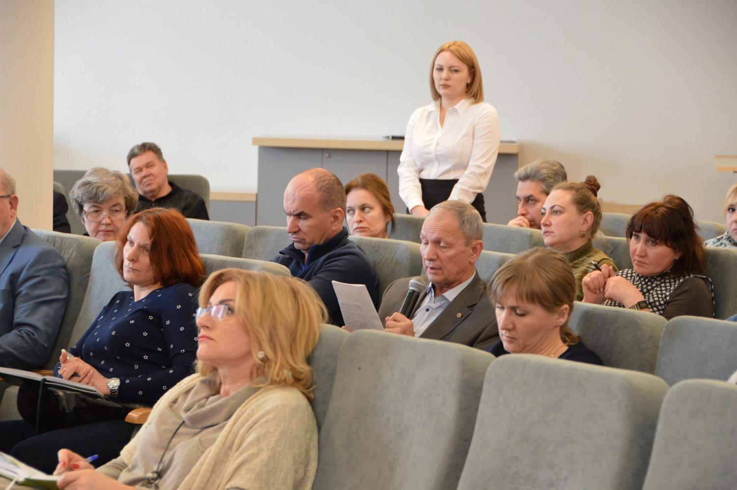 В МТПП состоялась встреча представителей органов исполнительной власти столицы с предпринимателями сферы торговли и услуг ЮВАО