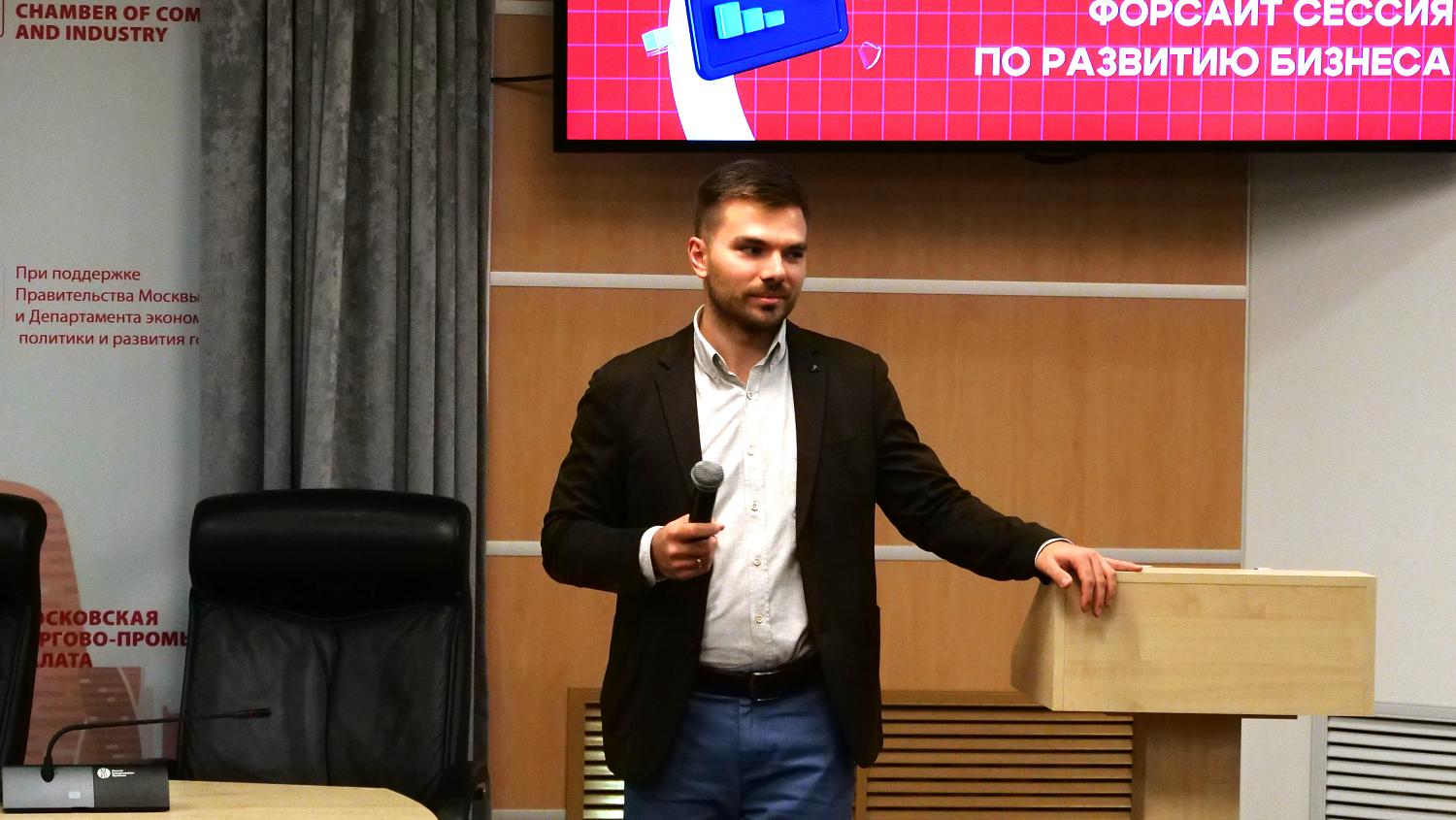 «При вступлении в Палату ваш голос усиливается многократно!»
