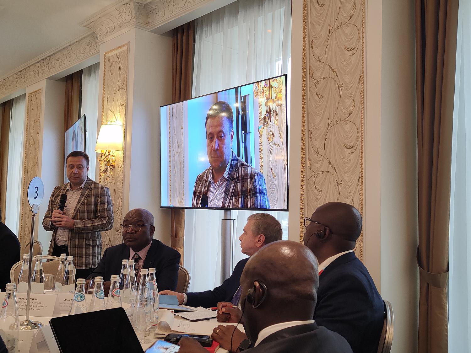 Владимир Платонов представил на полях форума «Россия-Африка» потенциал ТПП как инструмента развития сотрудничества регионов