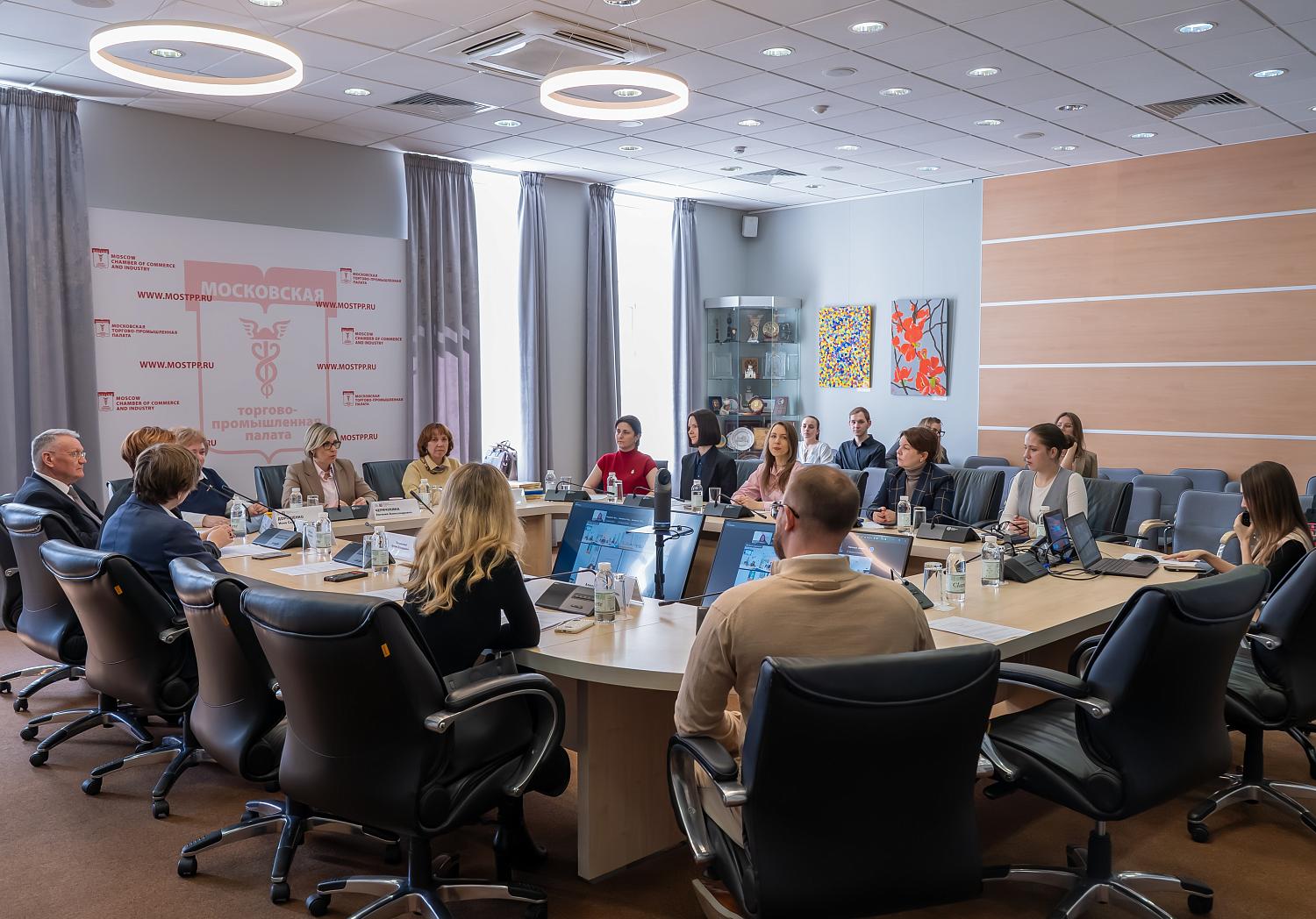 Медиация лечит конфликты: как врачи и пациенты учатся слышать друг друга