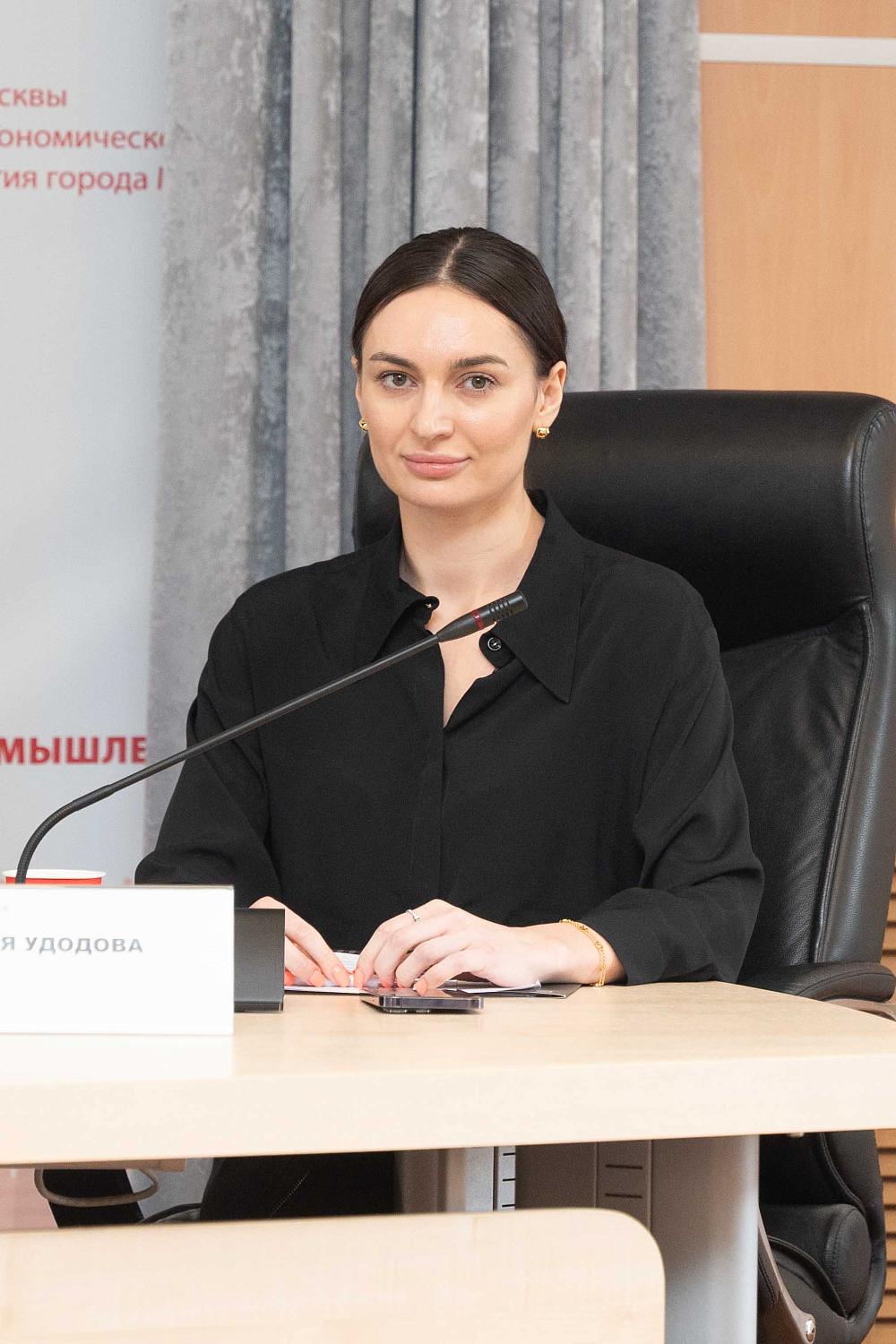 Эксперты рассказали предпринимателям о рисках при внешнеторговых расчетах в цифровых валютах