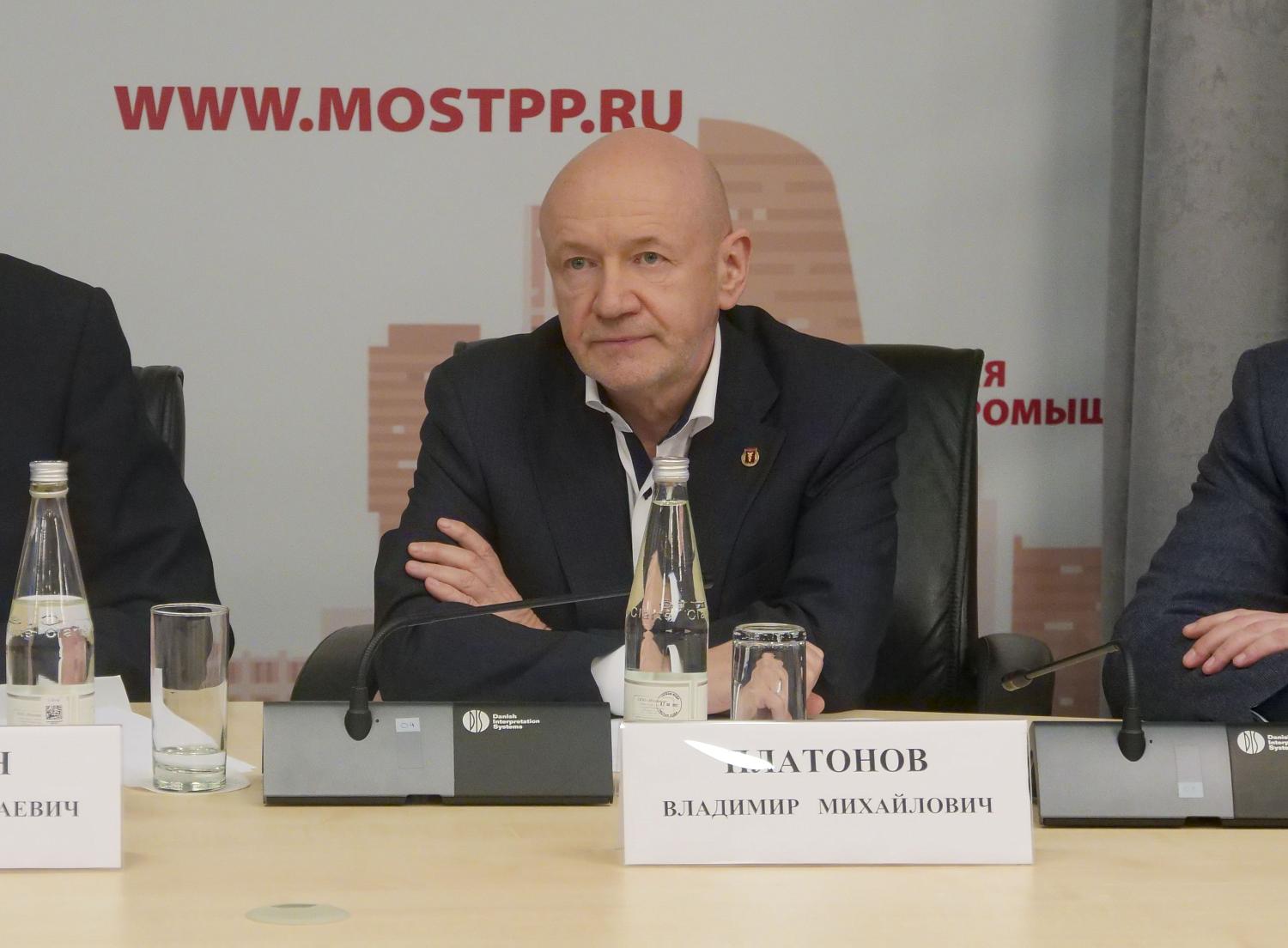 Владимир Платонов предложил создать Попечительский совет московского отделения ДОСААФ