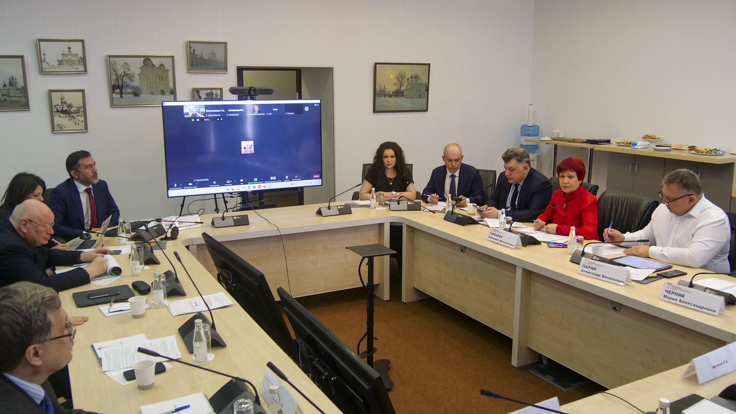 На площадке МТПП специалисты обсудили проблемы создания безопасного и здорового освещения