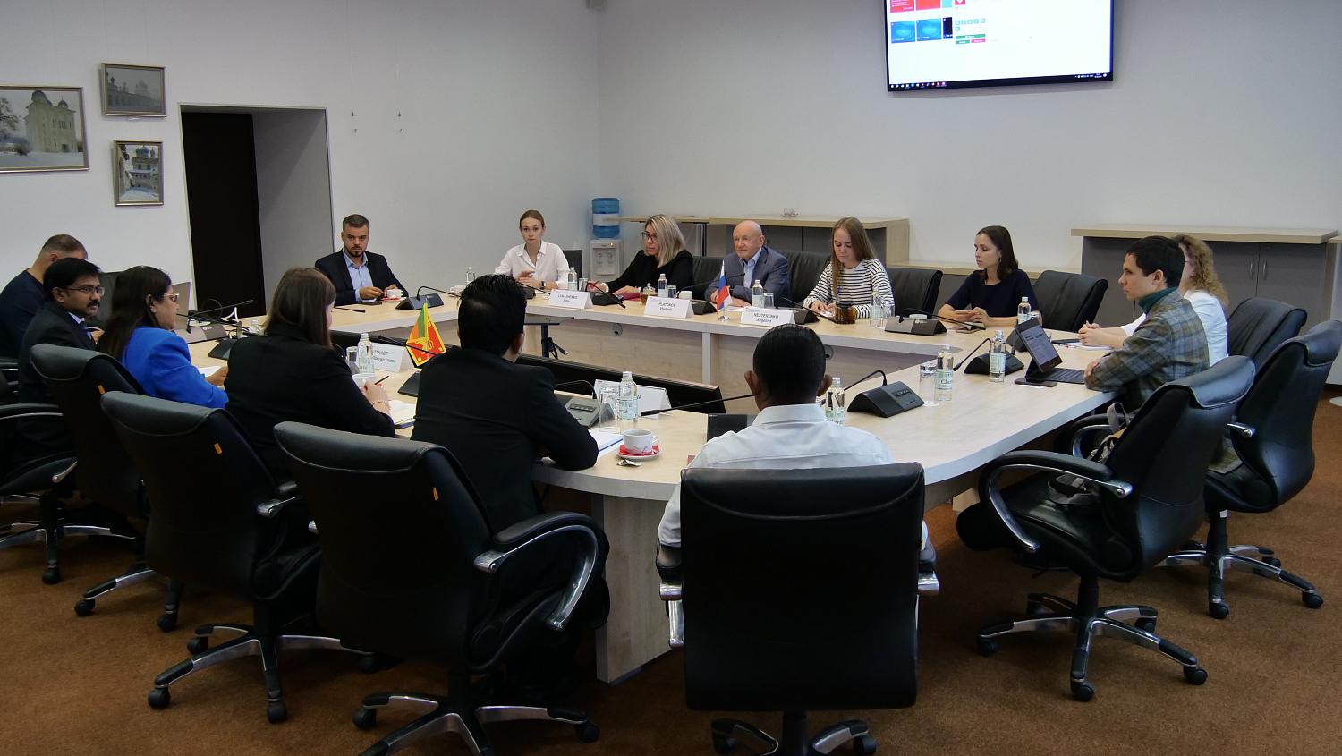 Московские предприниматели готовы оказать содействие в выводе на российский рынок аюрведической продукции из Шри-Ланки