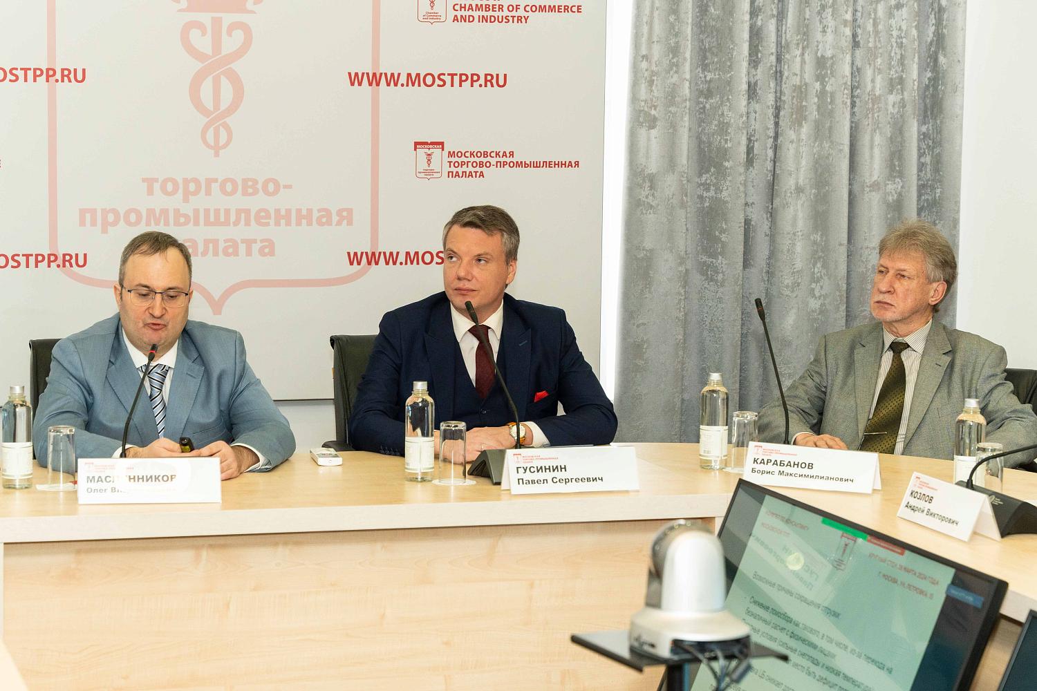 Эксперты рассмотрели ряд кейсов в управленческом консалтинге