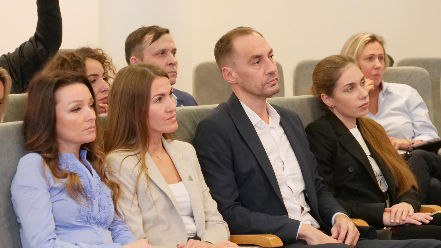 Профессионалы рынка коммерческой недвижимости обсудили стандарты работы брокеров в текущих реалиях