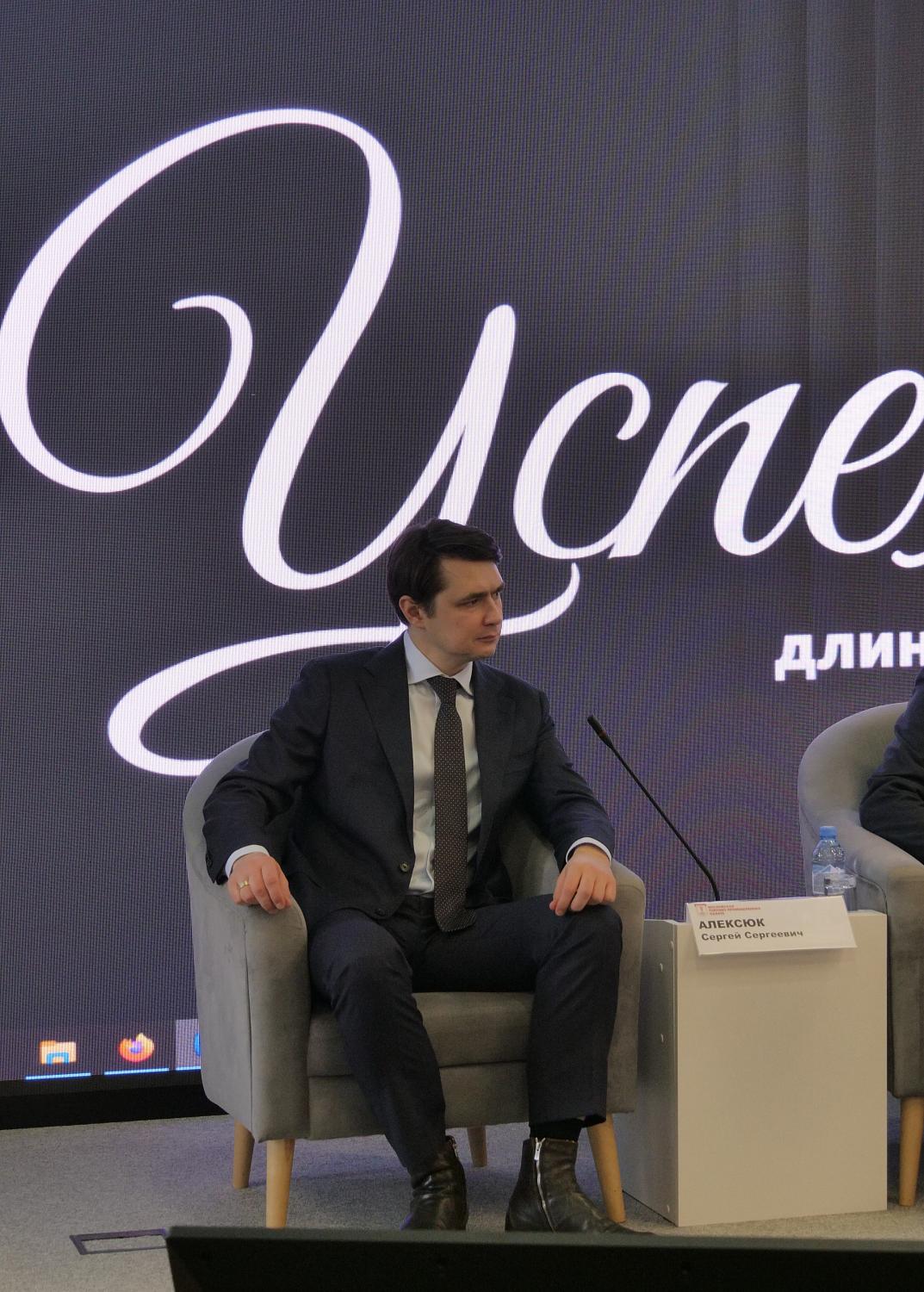 Представители таксомоторной отрасли столицы обсудили свое будущее