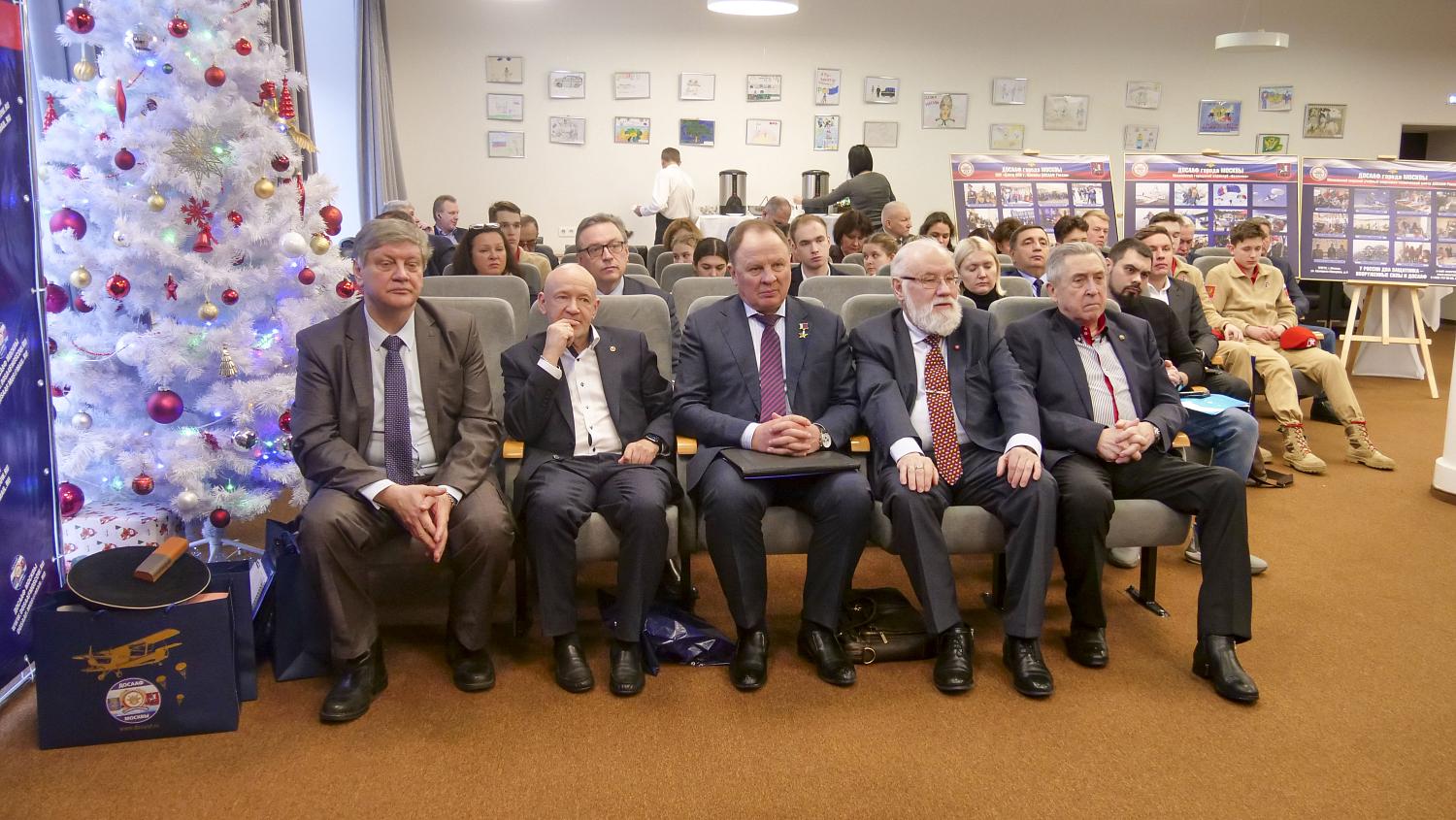 Владимир Платонов предложил создать Попечительский совет московского отделения ДОСААФ
