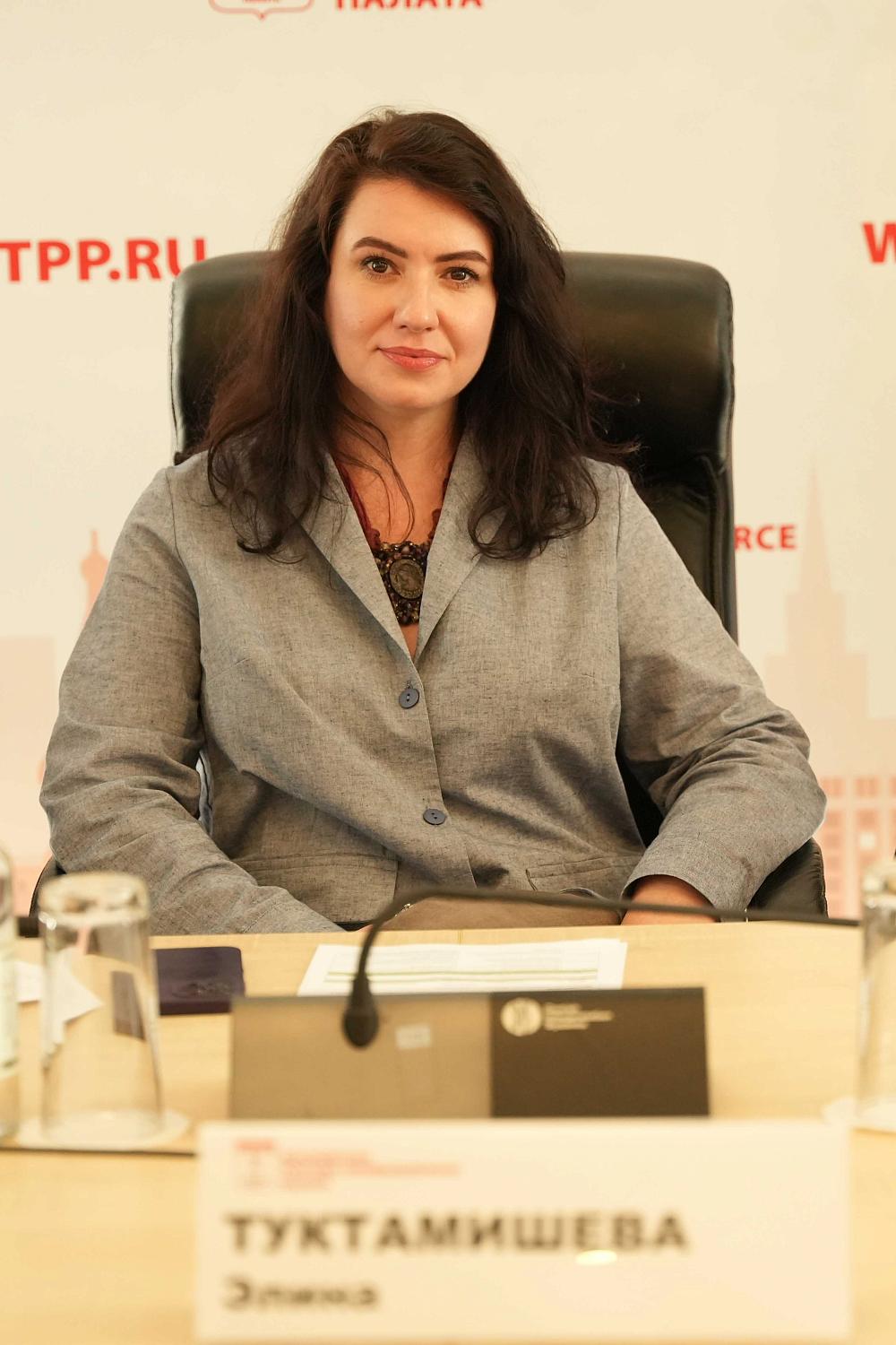 Русская мода: новая жизнь древних традиций